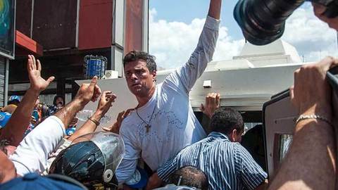Aprehensión de opositores y líderes de la sociedad civil