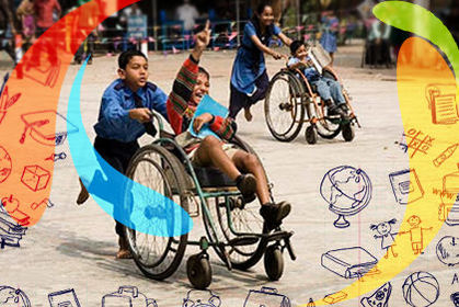 b)Adaptar el currículum escolar del alumnado con discapacidad y ayudar a que éste tome conciencia de sus posibilidades y limitaciones rea...