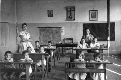 30/09/1967(8 Anys): neix la seva segona germana Pilar a Formentera