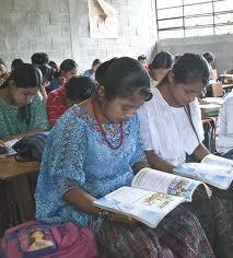Educación primaria, básica y bachillerato acelerado Según Currículo Nacional Base - Programa de Educación Acelerada “La educación acelera...