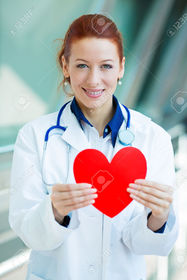 CARDIOLOGOS Estos son los especialistas en enfermedades o problemas del corazón.
