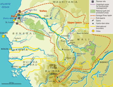 Continent: Àfrica Naiciment: kangluencia del rio baffing Desembocadura: Oceà Atlantic Cabal: 640 m3 Longitud: 1790 km Afluents: Fallemé, ...