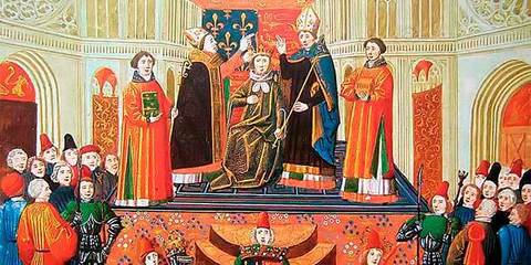 Cuál es la etapa que trata del momento del auge del feudalismo con una producción basada en una mano de obra servil y centrada en los señ...