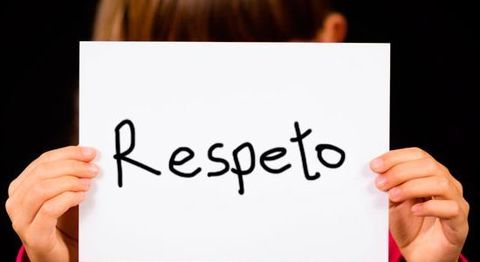 Respetar al docente y a los compañeros de clase.