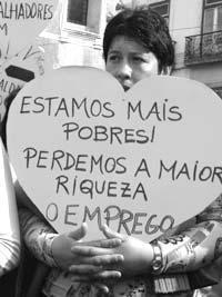desemprego tecnológico=característico dos países subdesenvolvidos, ligado às particularidades intrínsecas de sua economia. Explica-se pel...