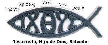 Escrito en griego . y en vertical, estas letras forman un acróstico: "Iesús Jristós, Zeú Yiós, Sotér" = Jesucristo, Hijo de Dios, Salvado...