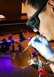 MATERIALES PIEZOELECTRICOS Y DRIVADOS
