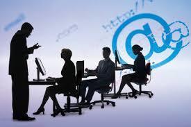 Como transformar un curso presencial a un curso virtual. Es necesario adaptarlo a las herramientas disponibles en un nuevo entorno.