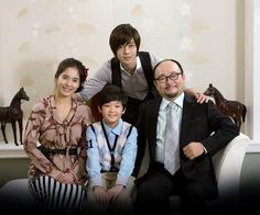 FAMILIA