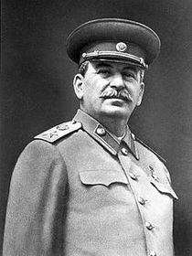 Josif Stalin era l'altro dei principali contendenti, segretario del partito.