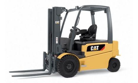 FORKLIFT