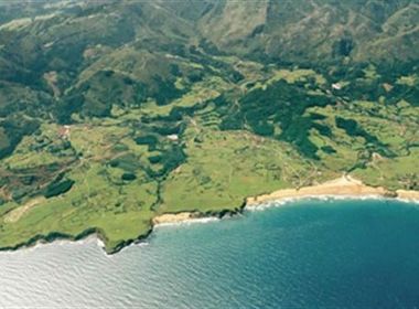 ORDOKI ABISALA Hedatzen da, itsas ondoa dortsal ozeanikoak (uharteak eratzen dituzte)