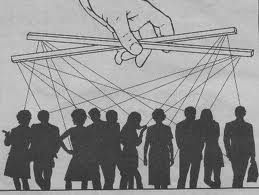 Autoritarismo: es una modalidad del ejercicio de la autoridad que impone la voluntad de quien ejerce el poder en ausencia de un consenso ...