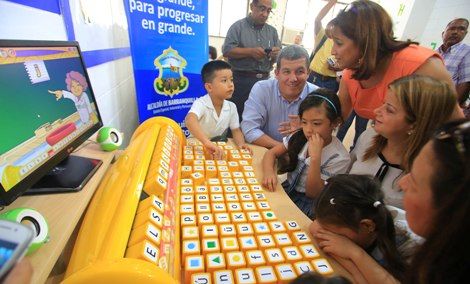 LA IMPORTANCIA DE LA TECNOLOGÍA EN LA SOCIEDAD Y CONTEXTOS EDUCATIVOS