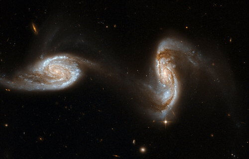 ley gravitacional universal