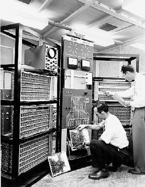 TRADIC, primer ordenador con transistores, LABORATORIOS BELL, consumía menos, contenía 800 transistores, 20 veces más rápido que los orde...
