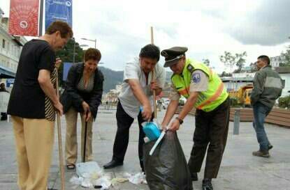 ORIGEN DE LA POLICíA COMUNITARIA.