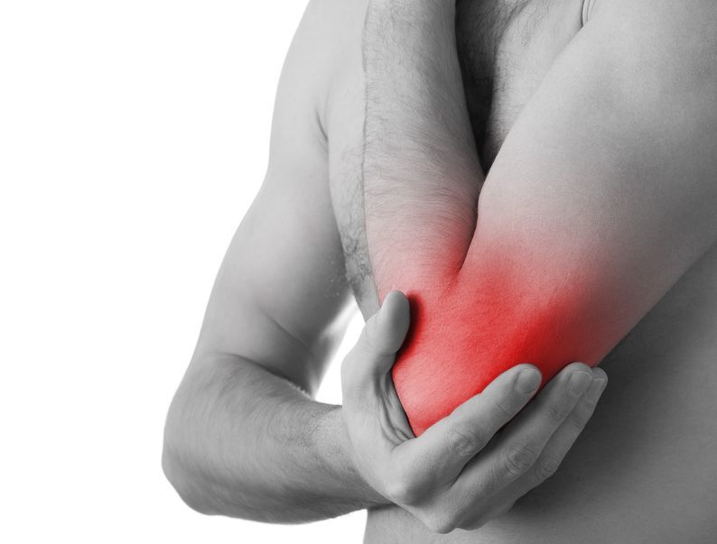 Elbow sprain An unnatural arm movement can cause a elbow sprain. Pain can be felt through the arm to the wrist or even hand