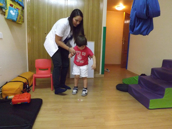 Pediátrica: Trata las enfermedades y/o disfunciones, que se producen en los bebés y niños, tanto congénitas como adquiridas