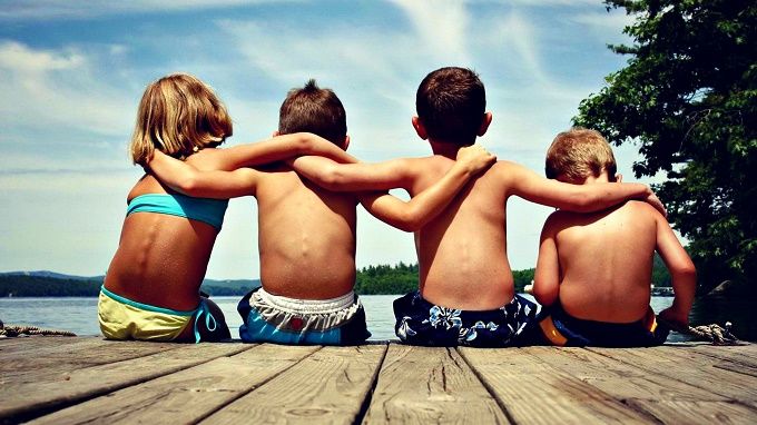 ¿Qué características tiene la amistad?