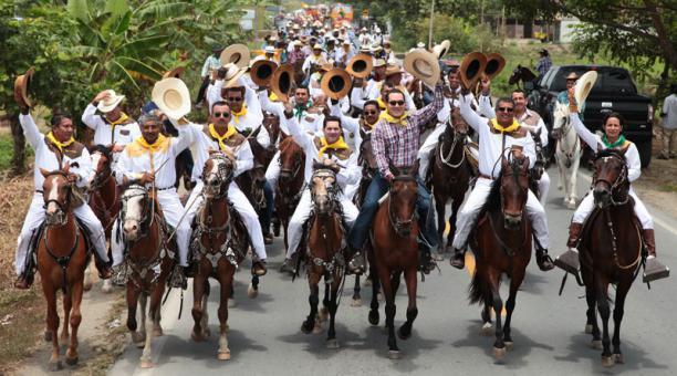 Población del Ecuador por Nacionalidades