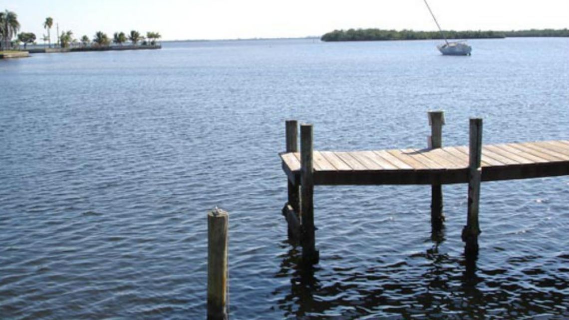 Dock