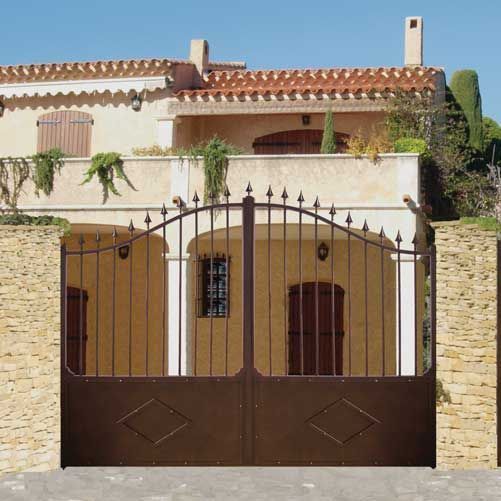 Gate