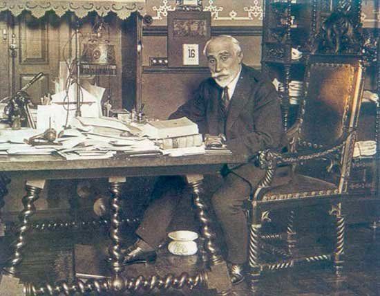 Alfonso XIII y la crisis de la Restauración (1902- 1931)