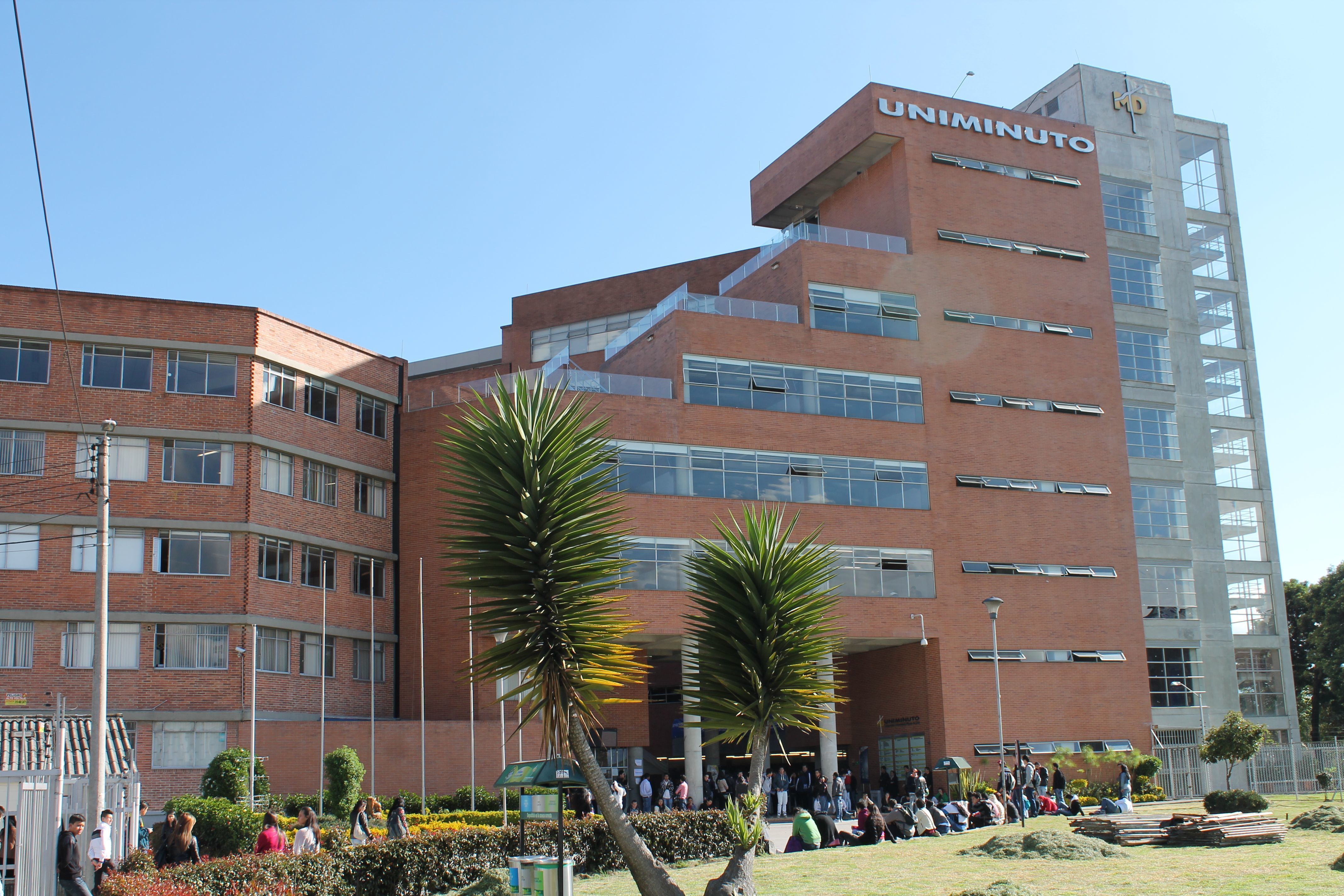UNA ORGANIZACIÓN SOLIDARIA