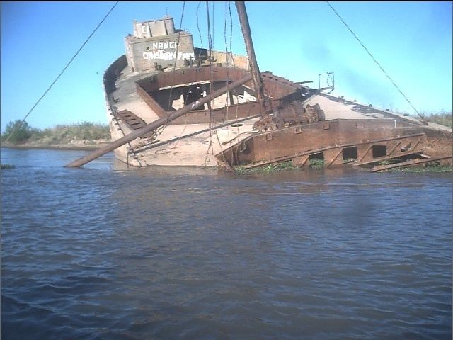 Al oeste, el Victoria