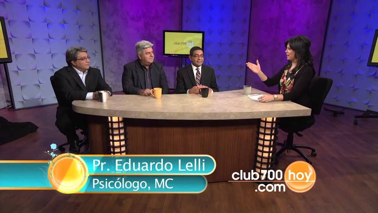 Panel Grupo de individuos competente y representativo de tendencias, opiniones o partidos diversos.