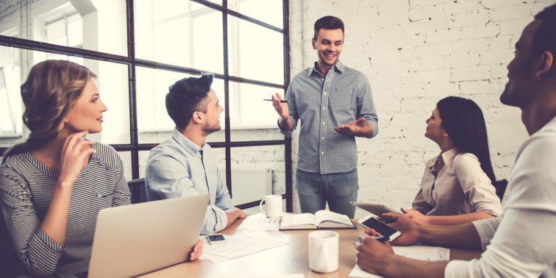 Variables psicológicas en las Organizaciones y actitudes en el trabajo