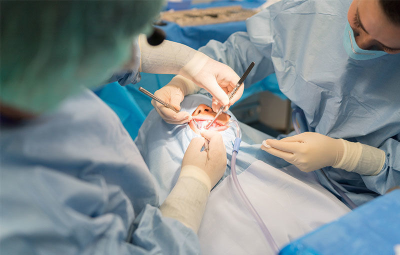 Asepsia Minimizar el riesgo de infecciones o enfermedades por parte de gérmenes, bacterias, virus y hongos, pasa por un conjunto de proce...