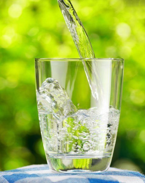 vaso de agua/ vaso con agua