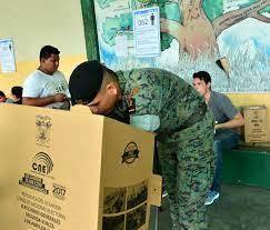 EL PRINCIPIO DE IGUALDAD EXPRESADO EN EL SUFRAGIO: LA FUERZA PUBLICA