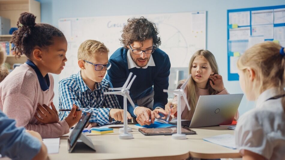 Innovación a través del tiempo en la sociedad contemporánea