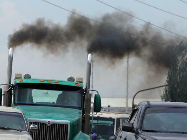 AGENTES CONTAMINANTES EN LA DINÁMICA MEDIO AMBIENTE HOMBRE