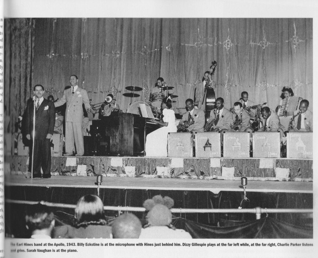 Charlie Parker, Dizzie Gillespie y Sarah Vaughan tocan con la Orquesta de Earl Hines en el Apollo 1943