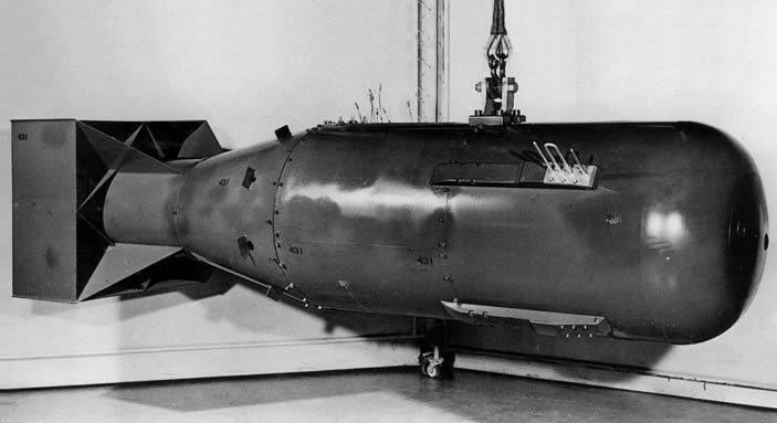 Bomba nuclear Little Boy que destruyó Hiroshima 1945