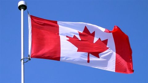 9. Le Canadá il est canadien / elle est canadienne