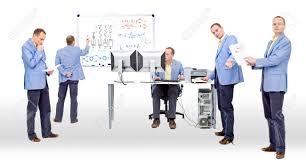10. Validez y confiabilidad se busca mediante la triangulación consistente en utilizar diversos métodos para verificar los resultados o c...