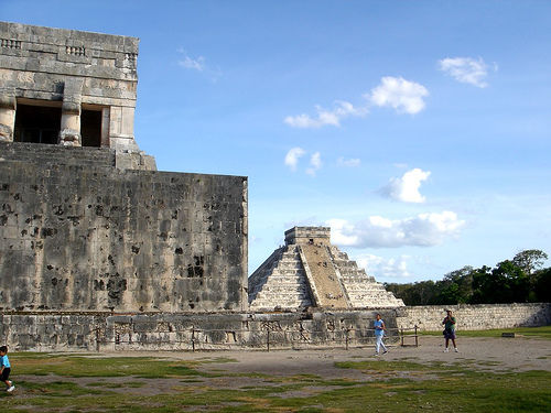 CHICHEN ITZA