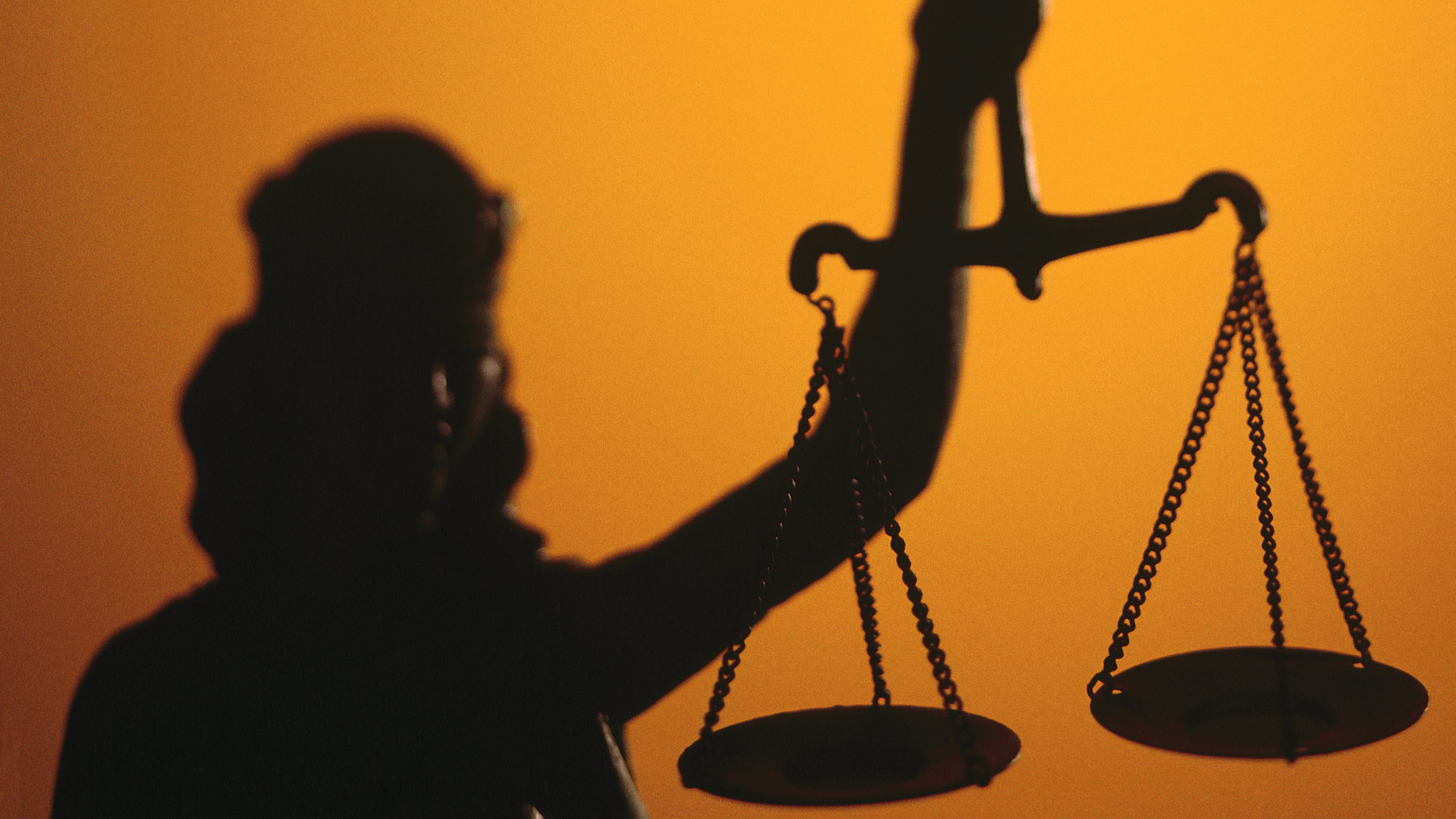 Leyes