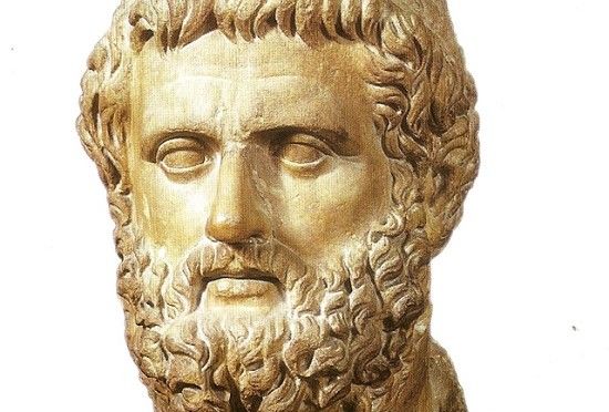 Sofocles Sófocles fue un poeta trágico griego. Autor de obras como Antígona y Edipo rey. Entre las figuras más destacadas de la tragedia ...