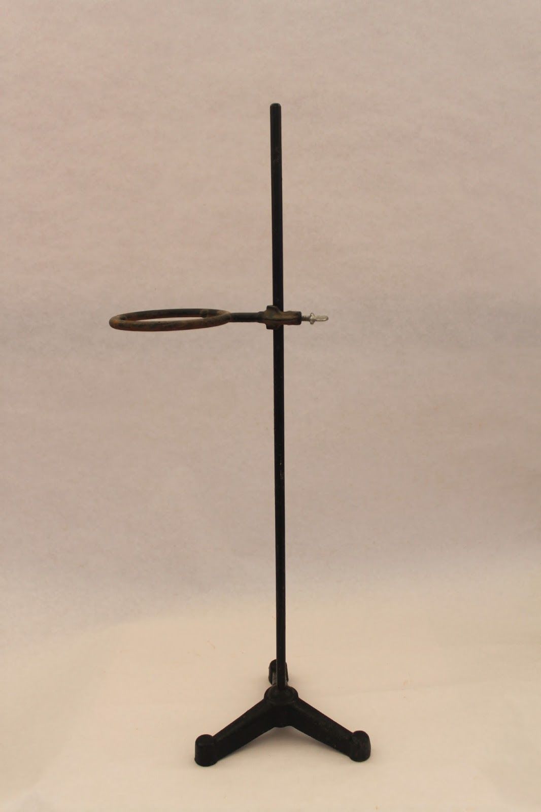 SOPORTE UNIVERSAL
