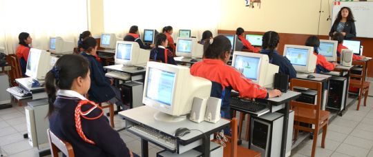 el rol del profesor y el rol del estudiante dentro del proceso de aprendizaje autónomo