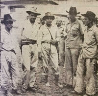 VIOLENCIA BIPARTIDISTA Entre 1945 y 1965 Colombia vivió una verdadera muestra de sangre que marcó el futuro del país. Laviolencia biparti...