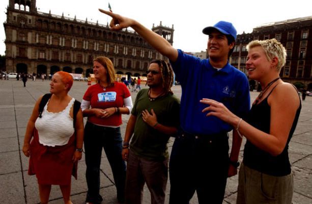 Turismo en Playa del Carmen-México Impactos socioculturales en la Colonia Colosio