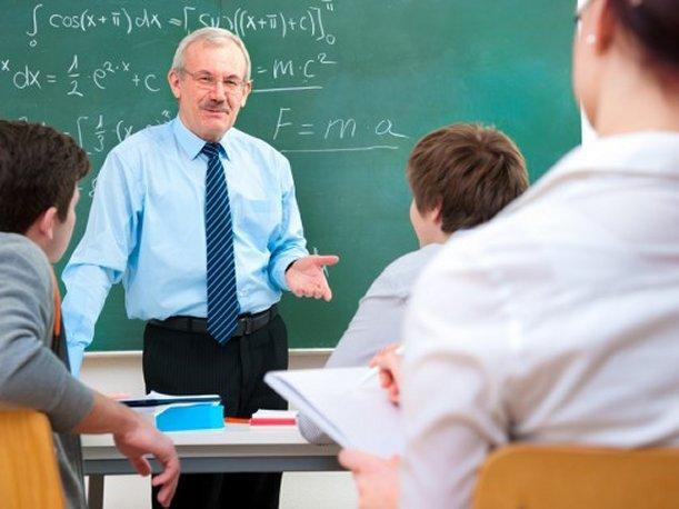 DEFINICIÓN, APORTES Y CARACTERISTICAS DE LOS PLANTEAMIENTOS TEÓRICOS DE ALFRED SCHUTZ
