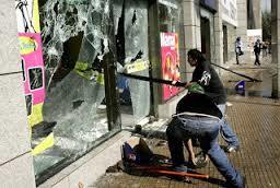 Paradigma interpretativo Hermenéutico (vandalismo sobre los bienes Públicos y privados)